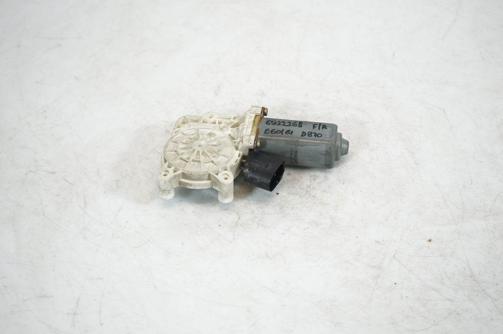 Front door window regulator with motor (5)