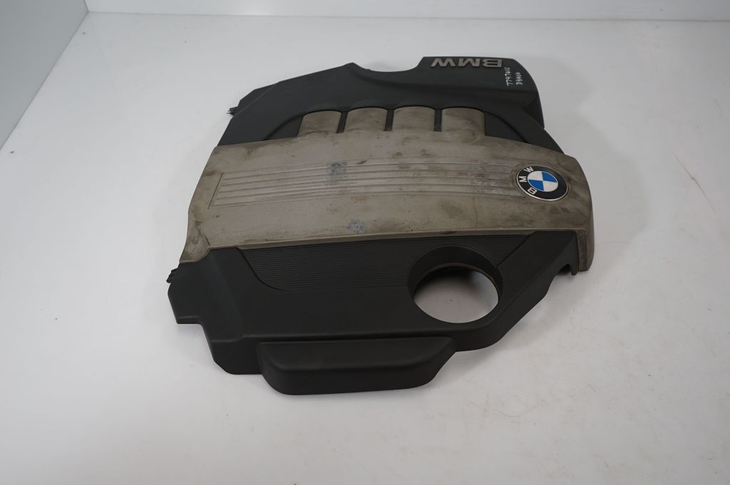 Engine cover (trim) (4)