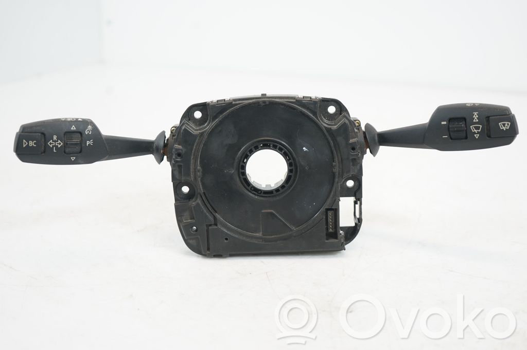 Wiper turn signal indicator stalk/switch (8)