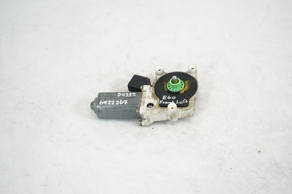 Front door window regulator motor