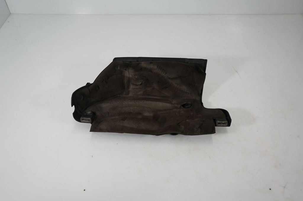 Engine cover (trim) (5)