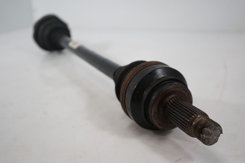 Rear driveshaft (5)