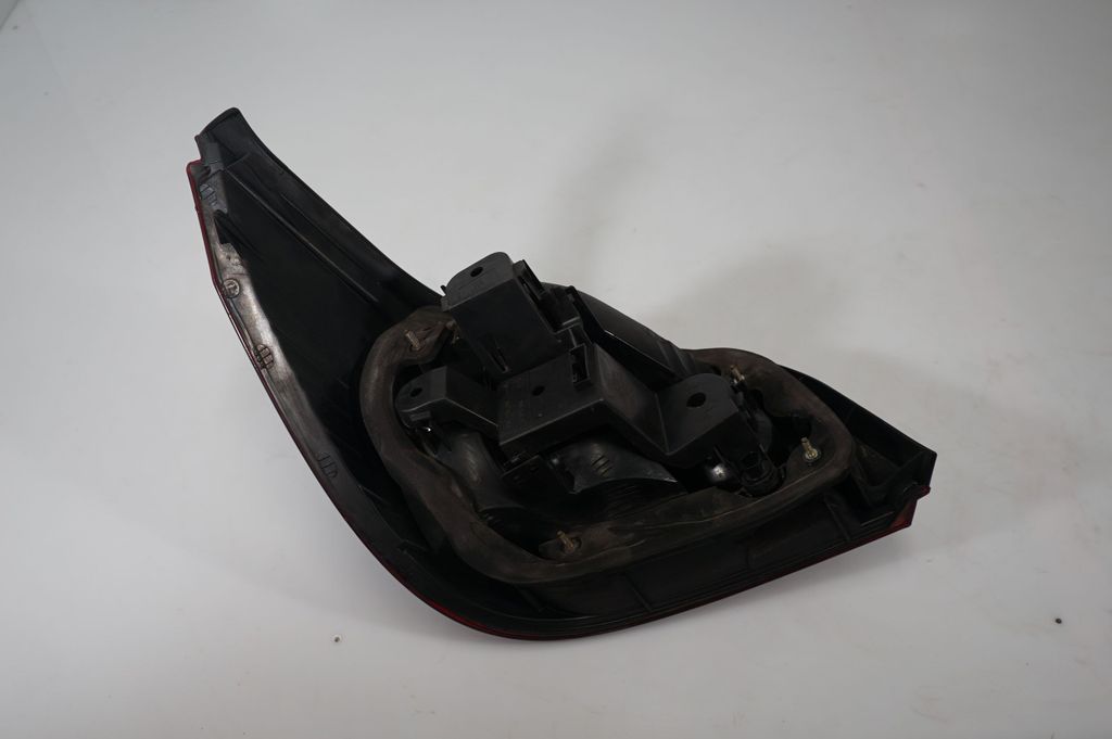 Rear/tail lights (5)