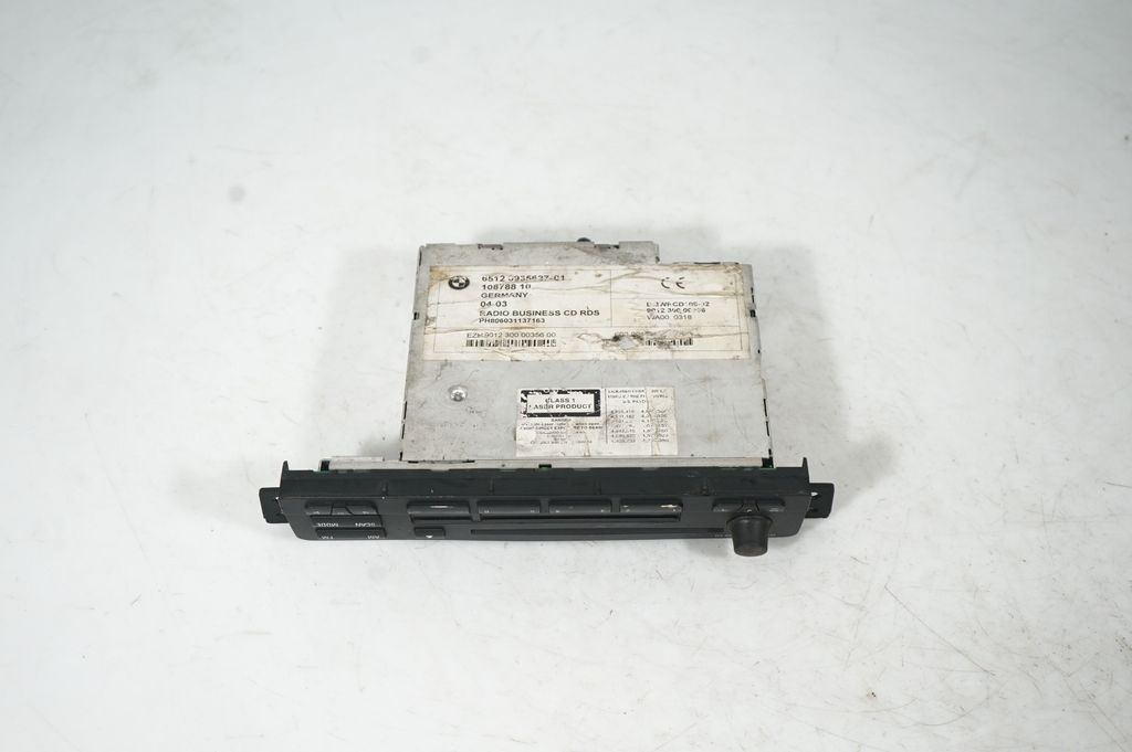 Radio/CD/DVD/GPS head unit (5)