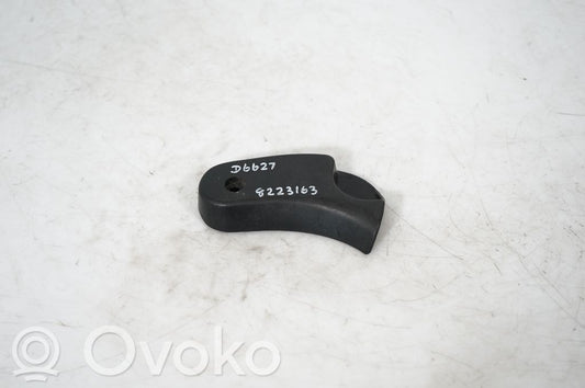 Engine bonnet (hood) release handle