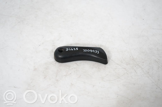 Engine bonnet (hood) release handle