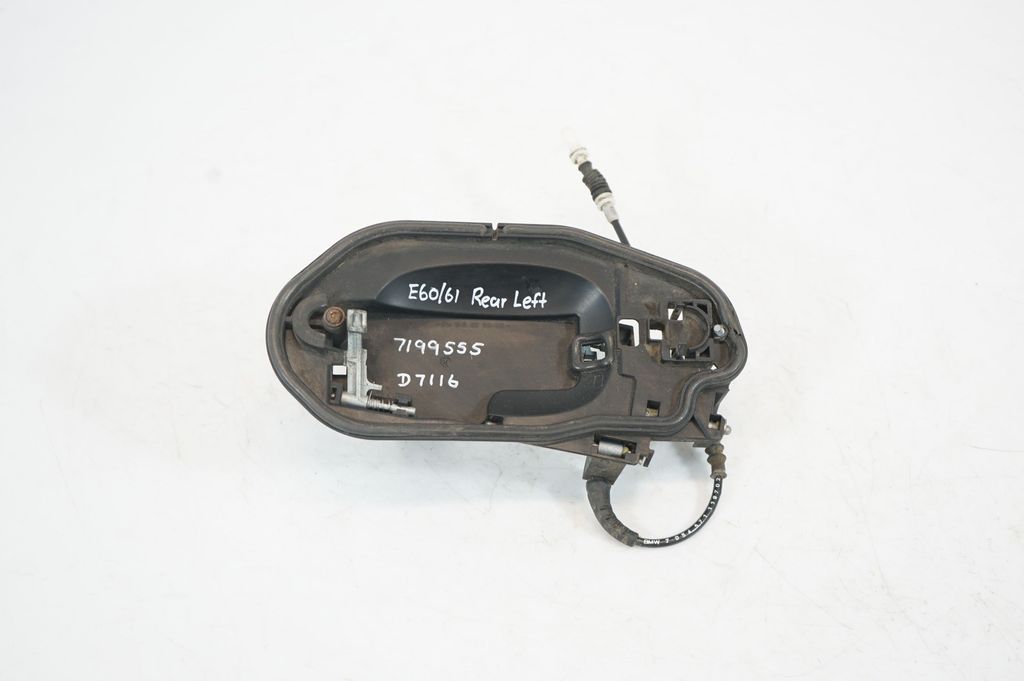 Rear door exterior handle