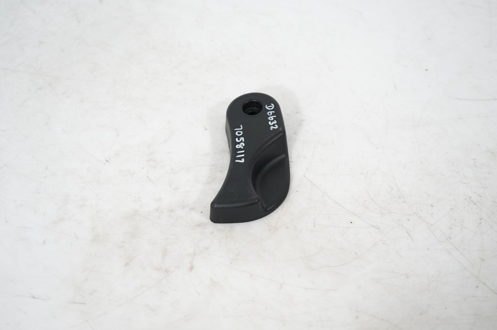 Engine bonnet (hood) release handle (2)