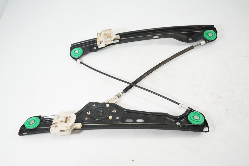 Front door window regulator with motor (5)