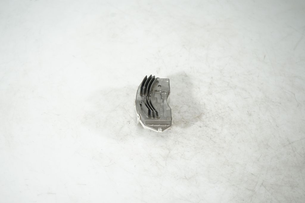 Heater blower motor/fan resistor (4)