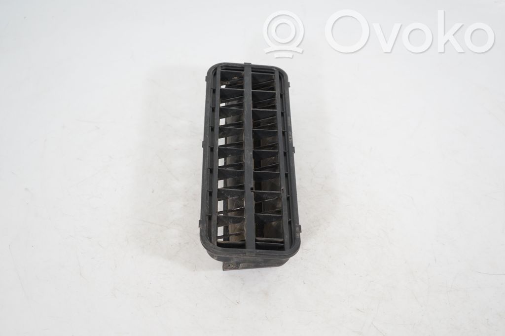 Quarter panel pressure vent (4)