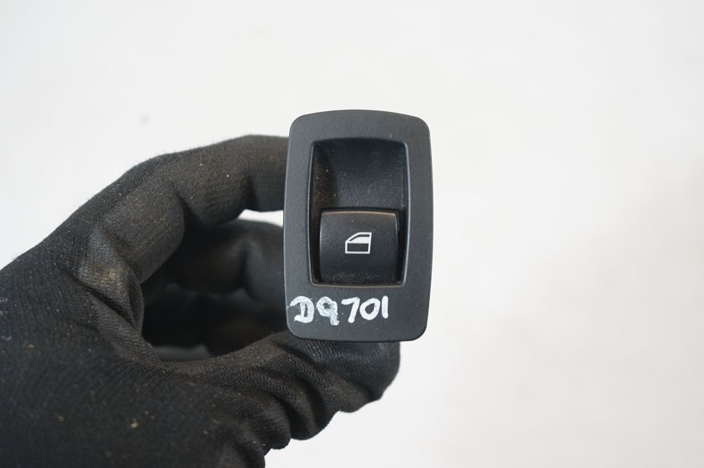 Electric window control switch (7)