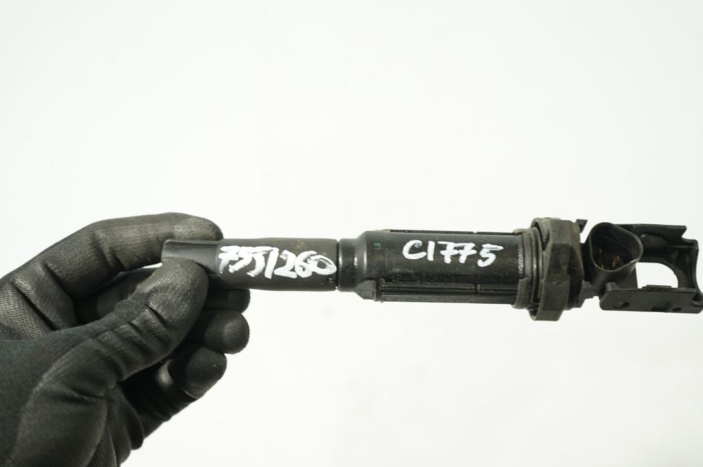 High voltage ignition coil (7)