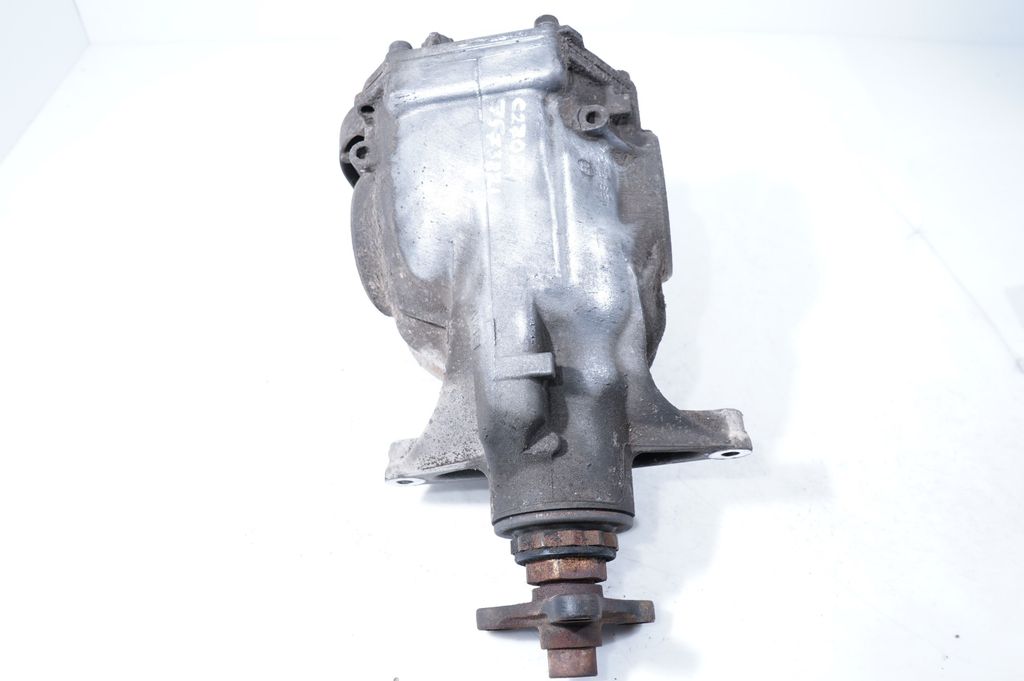 Rear differential (4)