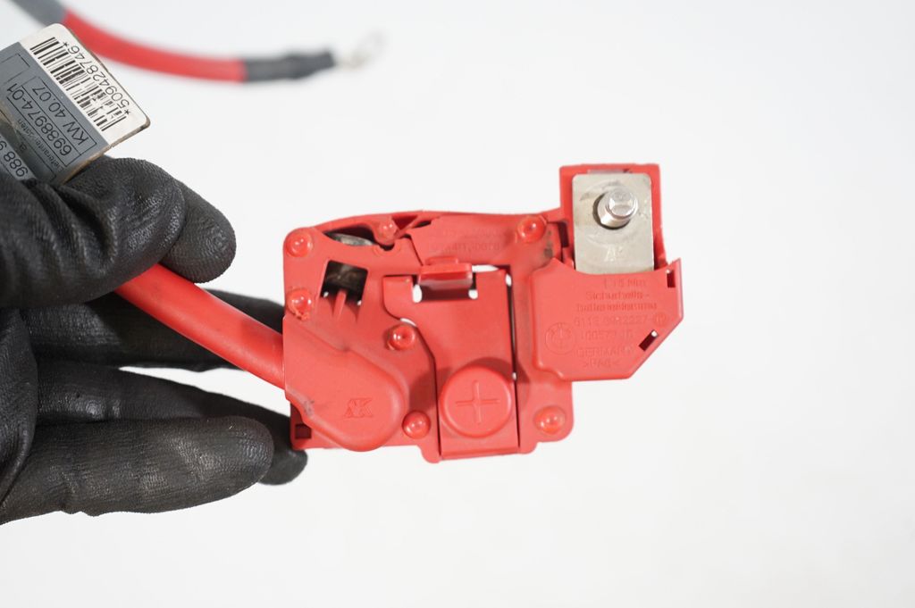 Positive cable (battery) (8)