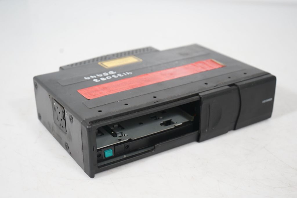 CD/DVD changer (7)