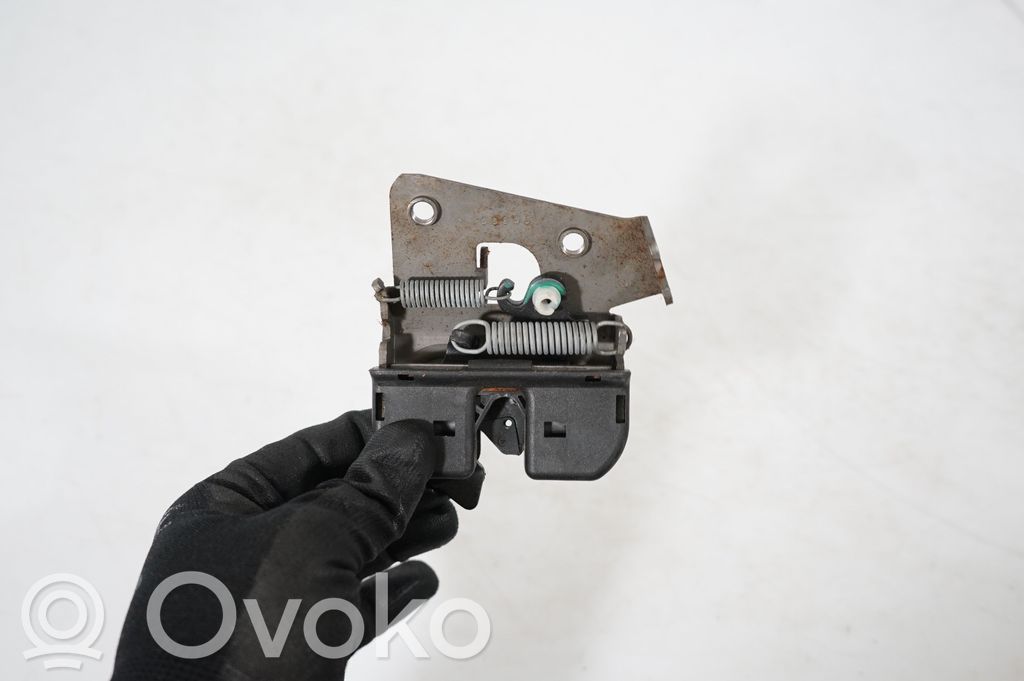 Seat back rest lock catch (7)