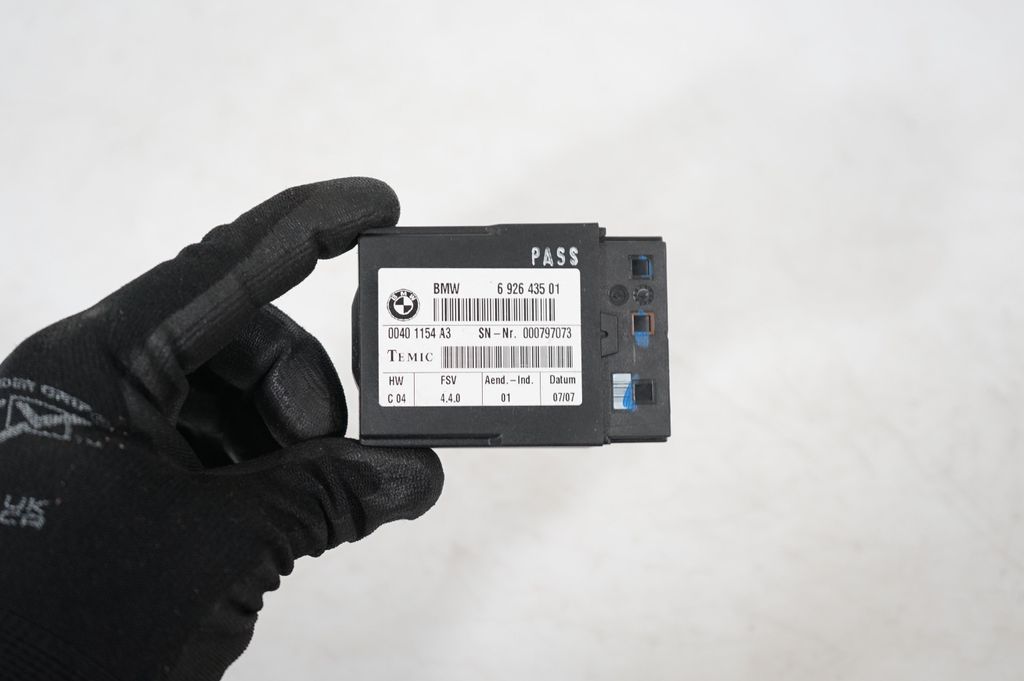 Seat control module (6)