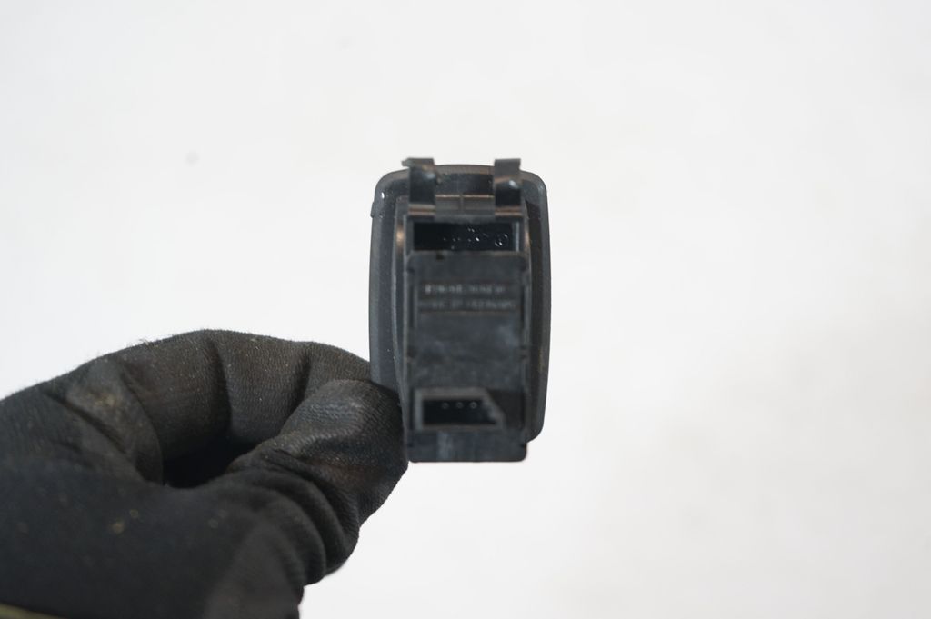 Electric window control switch (6)