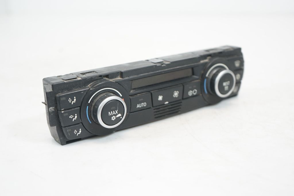 Climate control unit (7)