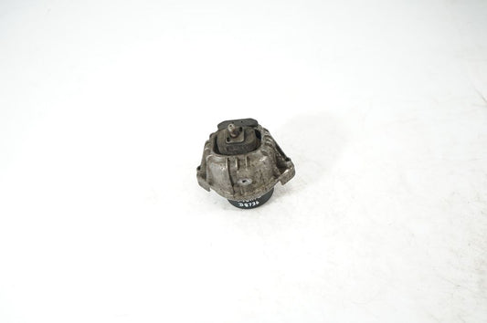 Engine mount bracket