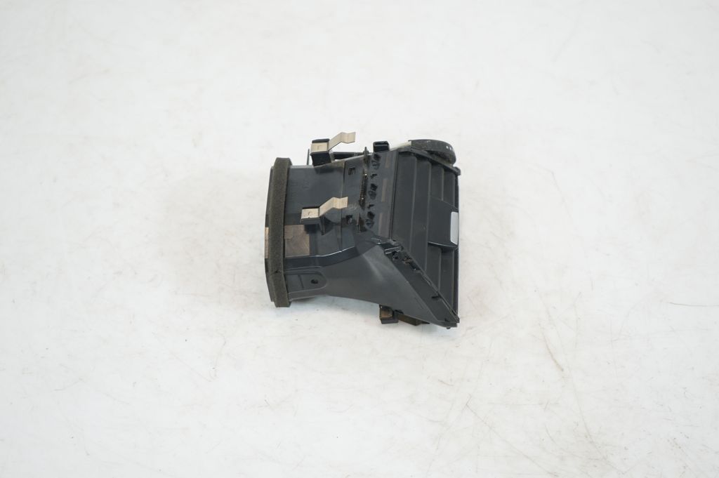 Dashboard side air vent grill/cover trim (4)