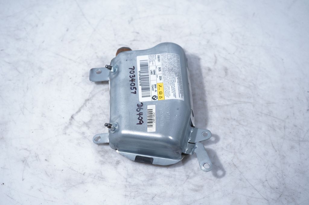 Front door airbag (2)