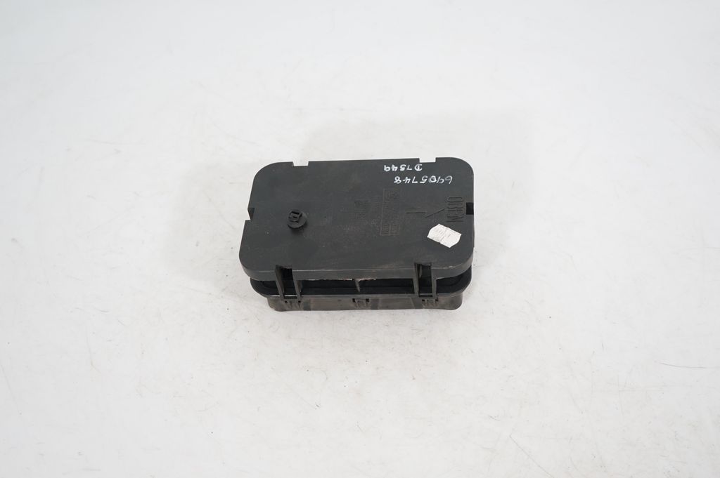 Quarter panel pressure vent (3)