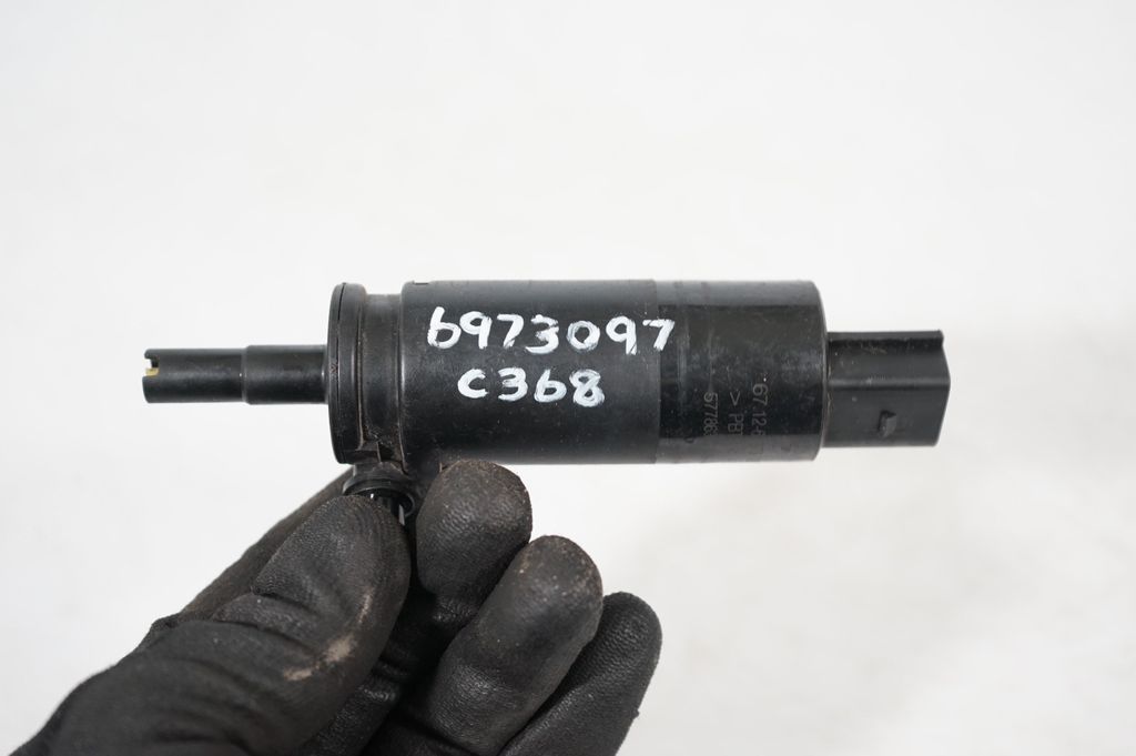 Headlight washer pump (7)