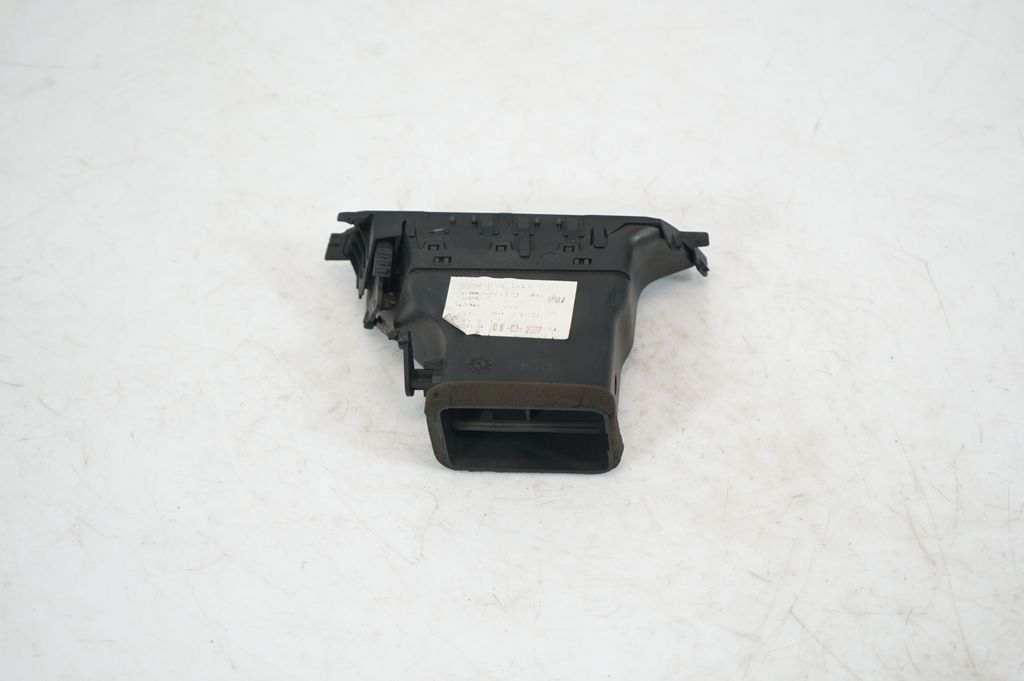 Dashboard side air vent grill/cover trim (3)