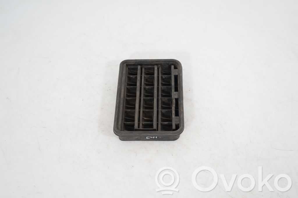 Quarter panel pressure vent (4)