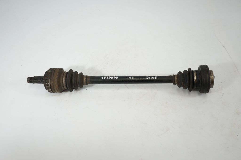 Rear driveshaft