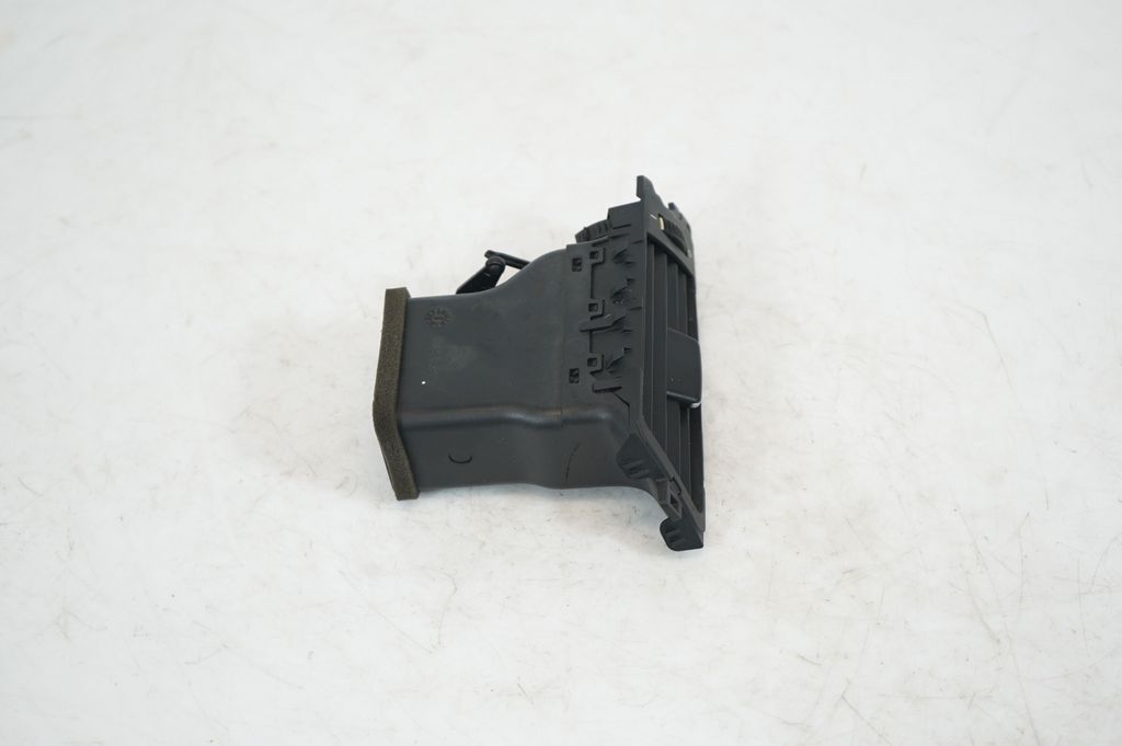 Dashboard side air vent grill/cover trim (4)