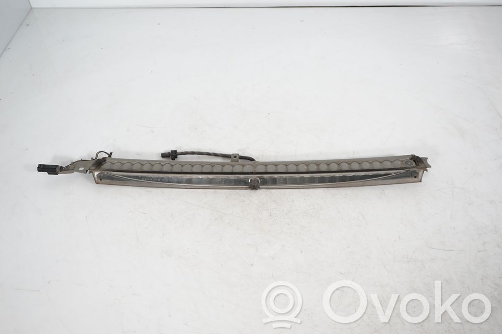 Third/center stoplight (5)