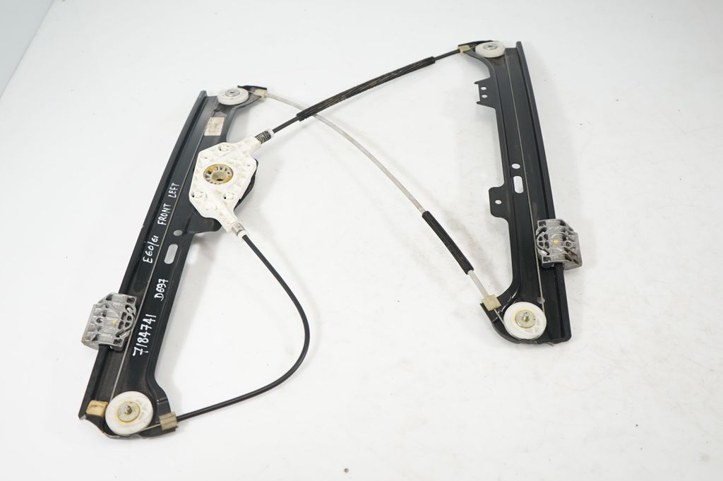 Front door window regulator with motor (4)