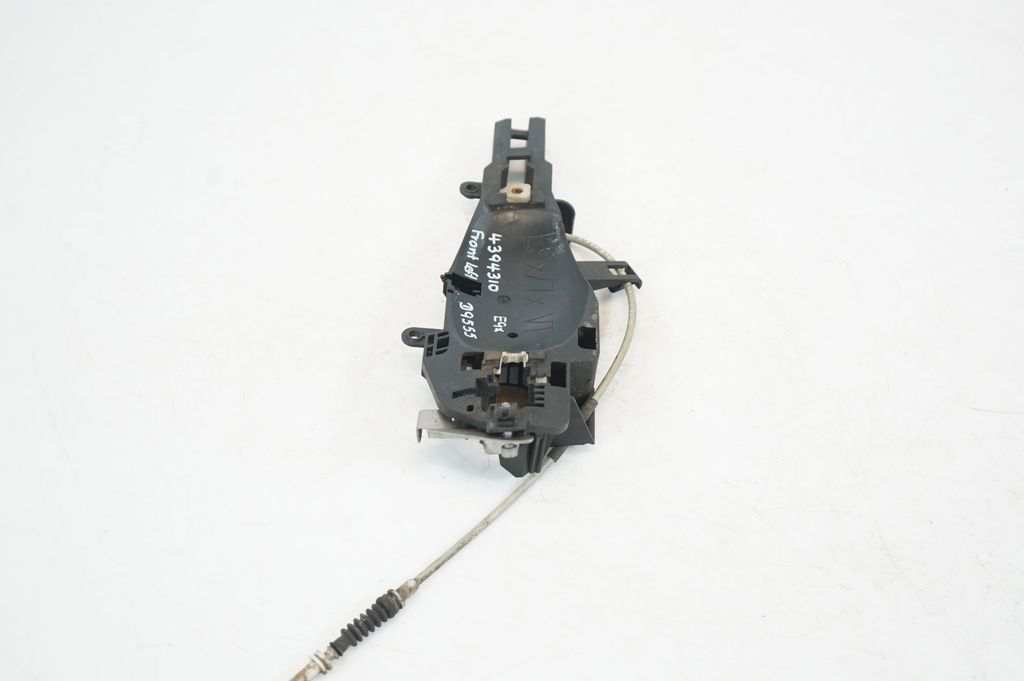 Front door exterior handle/bracket (2)