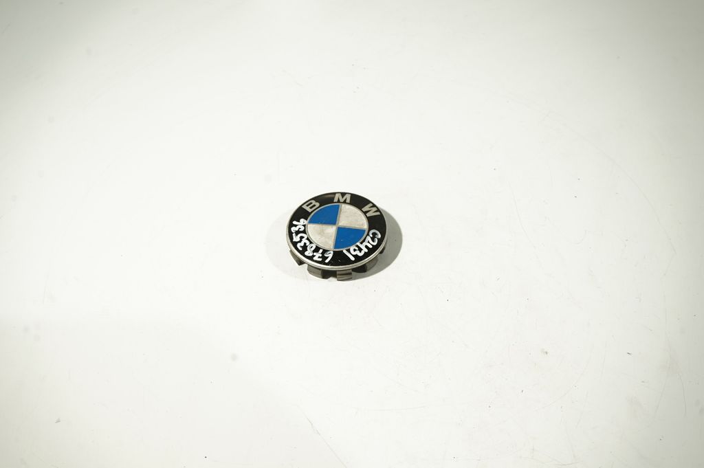 Original wheel cap (6)