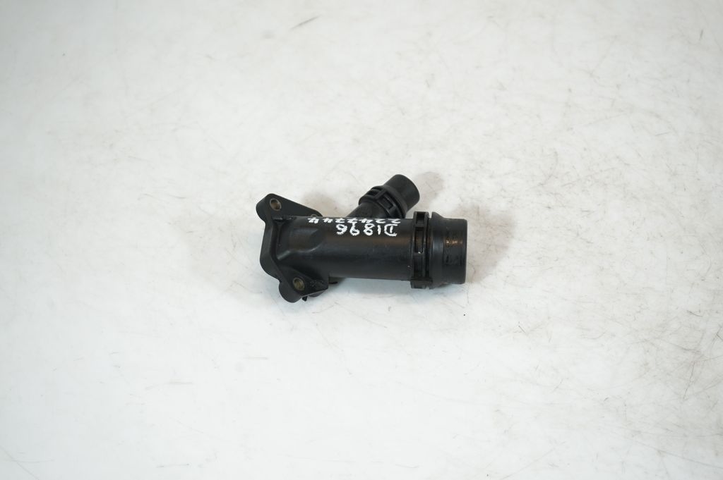 Engine coolant pipe/hose (3)