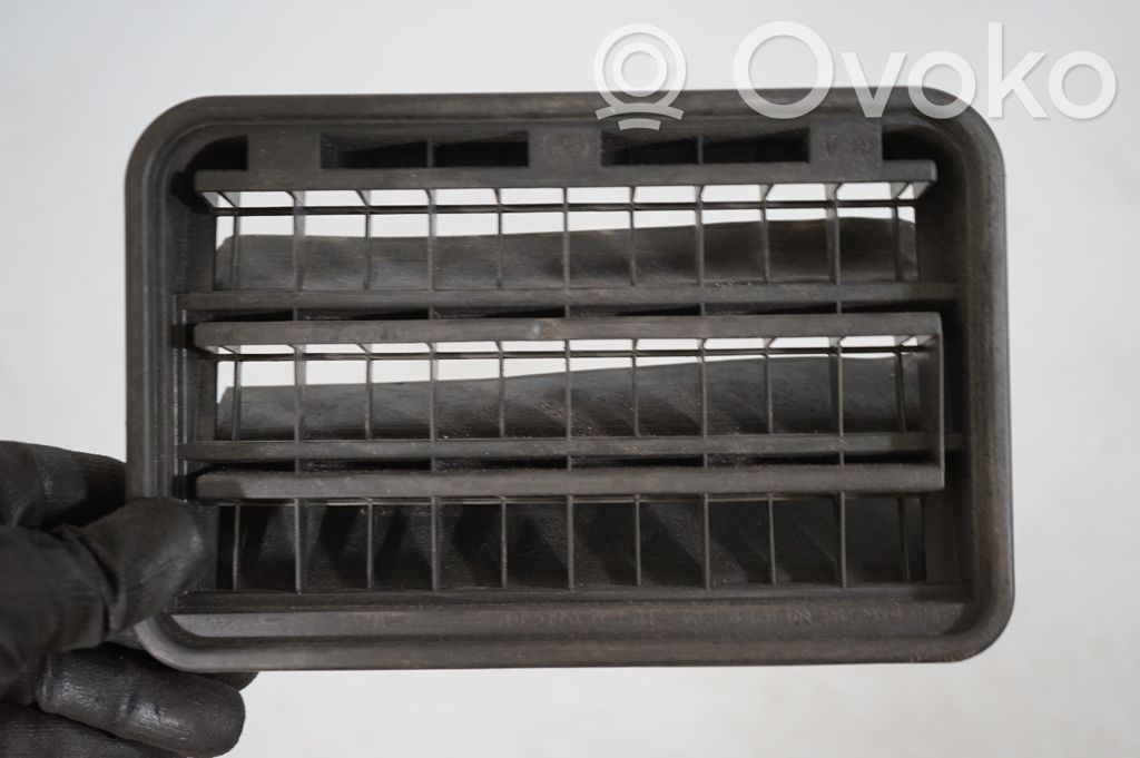 Quarter panel pressure vent (6)