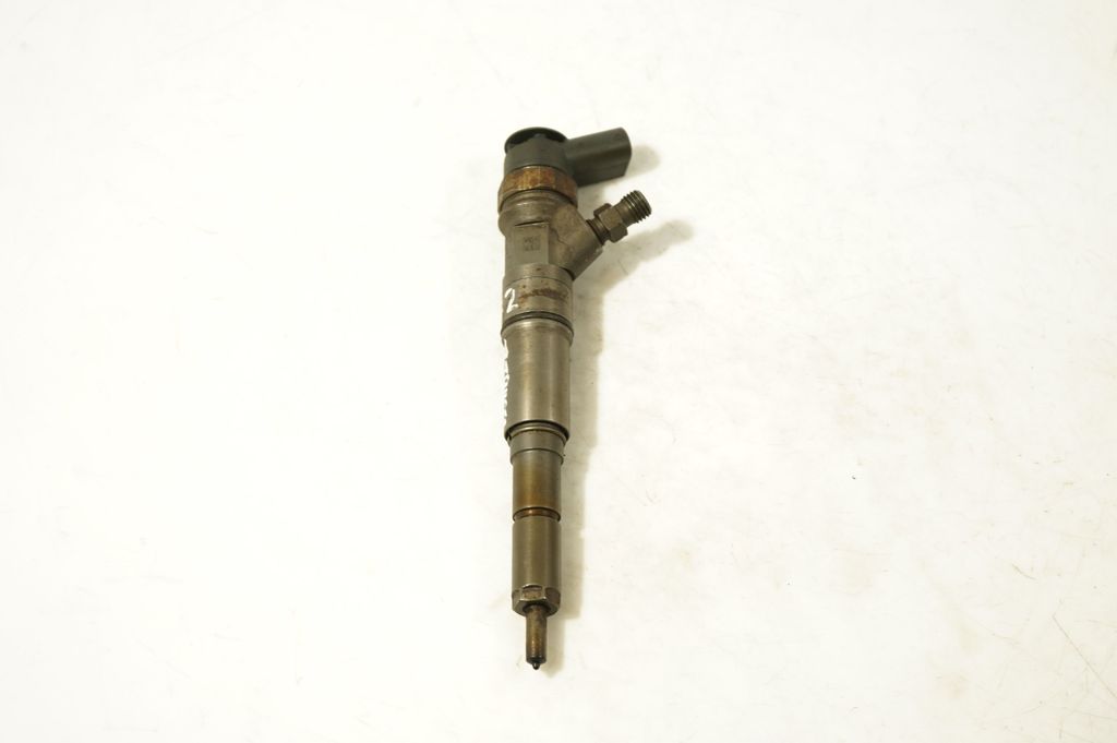 Fuel injector