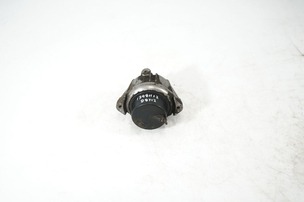 Engine mount bracket (3)