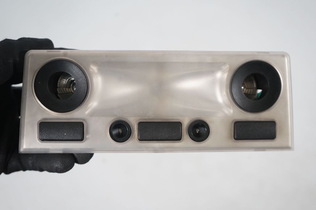 Front seat light (6)