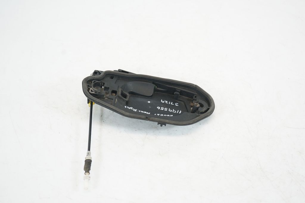 Front door exterior handle (3)