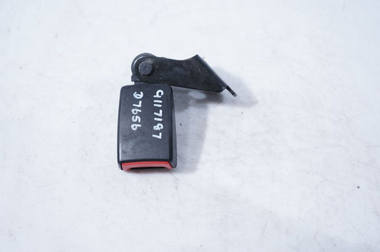 Rear seatbelt buckle