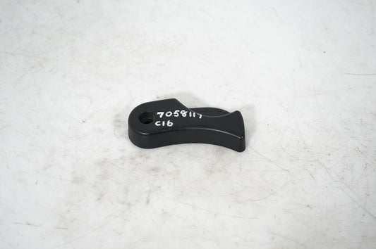 Engine bonnet (hood) release handle