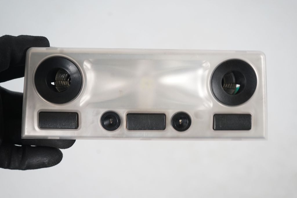 Front seat light (6)