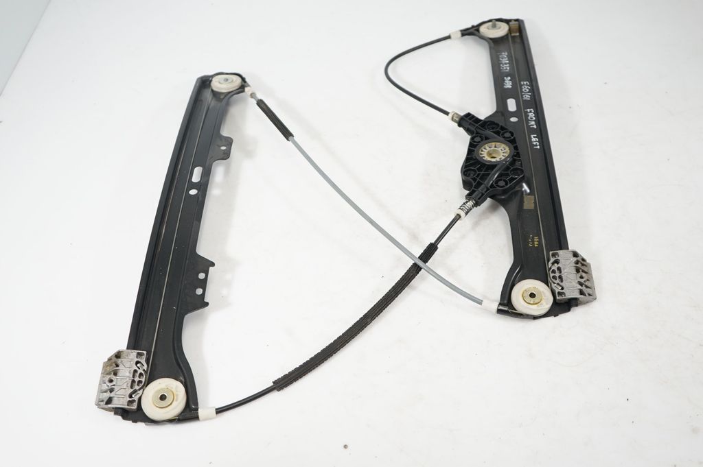 Front door window regulator with motor (2)