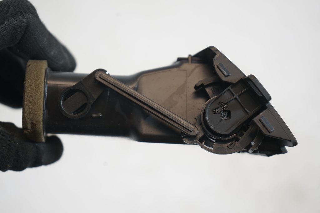 Dashboard side air vent grill/cover trim (6)