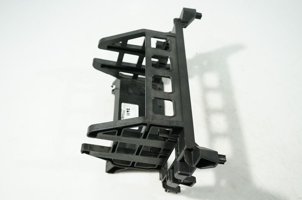 Radio/GPS head unit trim (2)