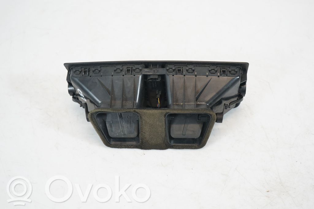 Dash center air vent grill (3)